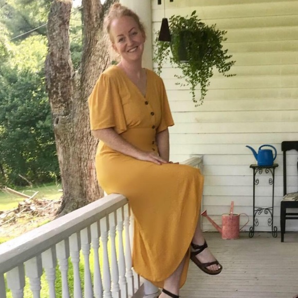 Meet your Posher, Paige - Picture 4 of 4